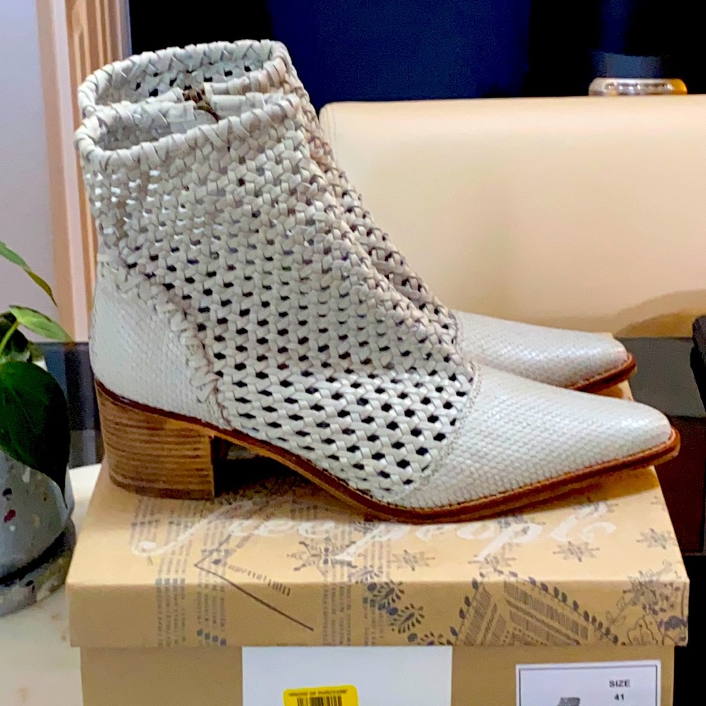 In The Loop Woven Boot